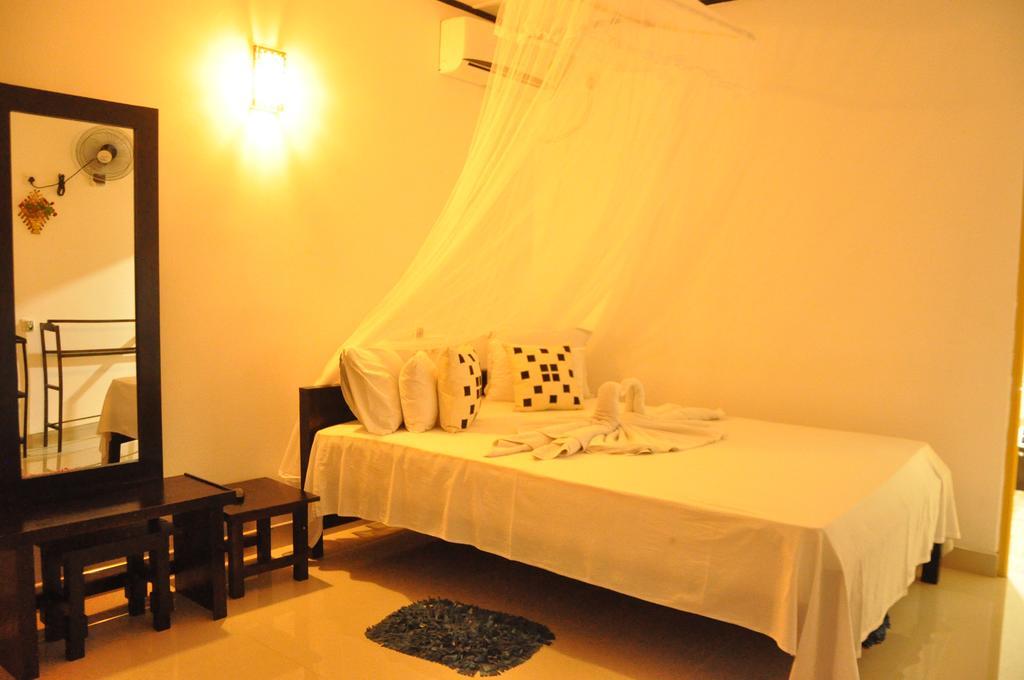 Homestay Sigiri Rock Side *